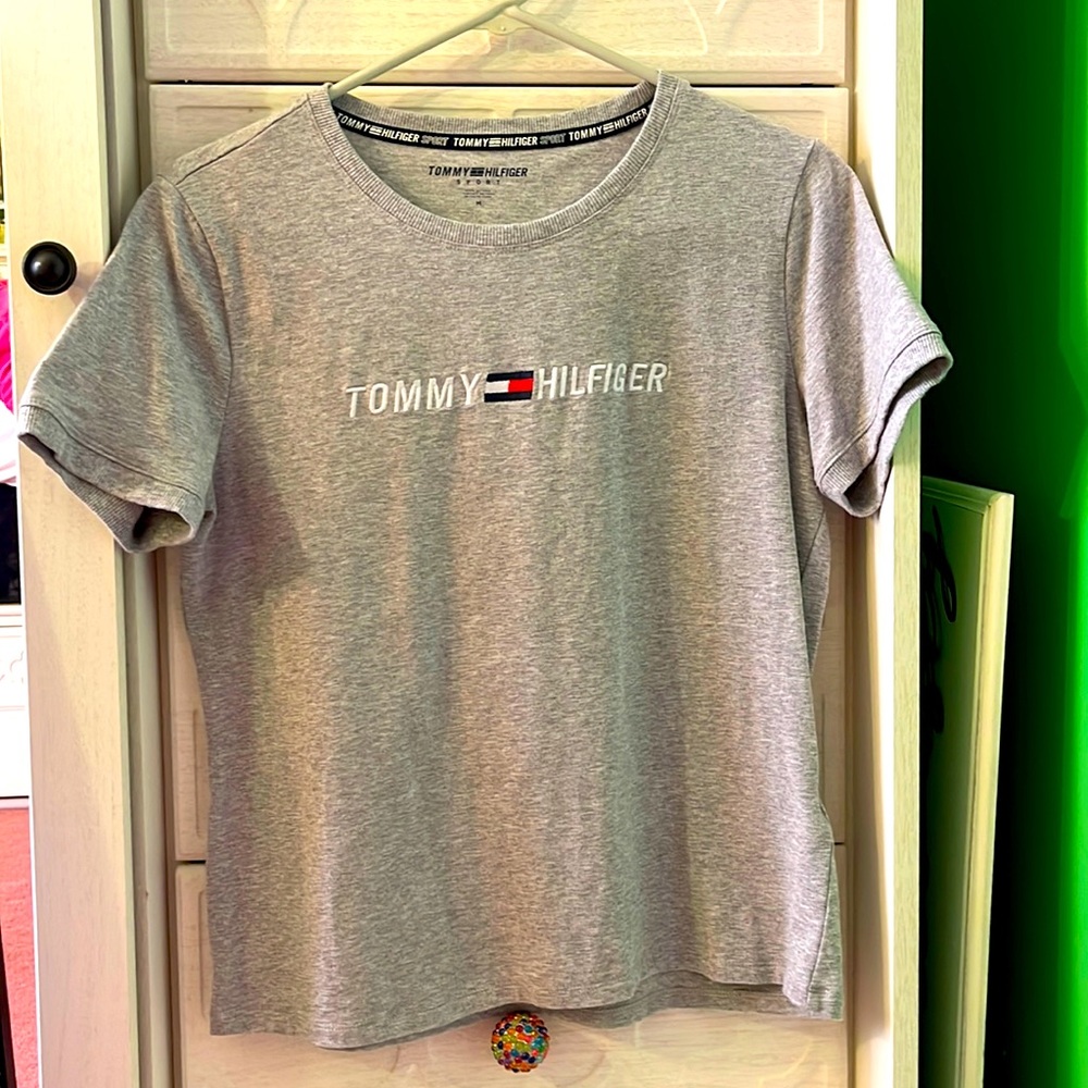 Tommy Hilfiger shirt medium
